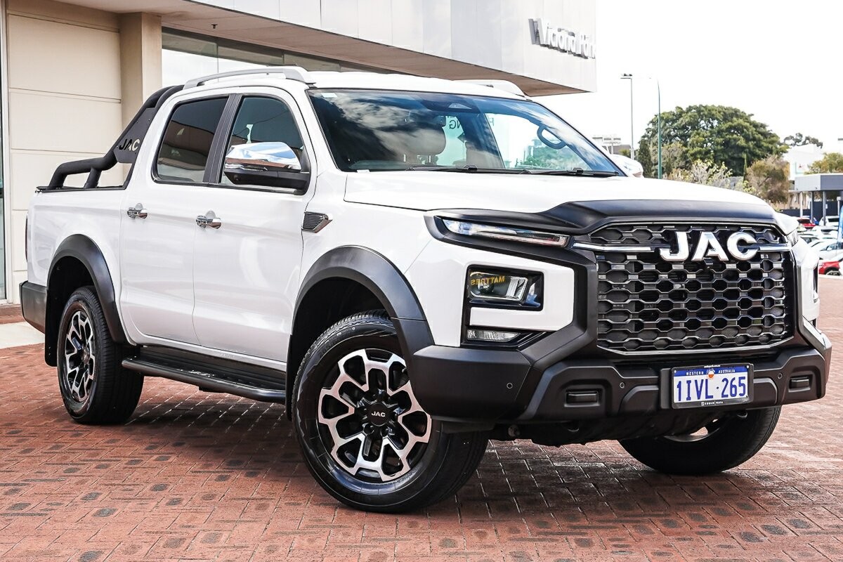 Jac T9 image 1