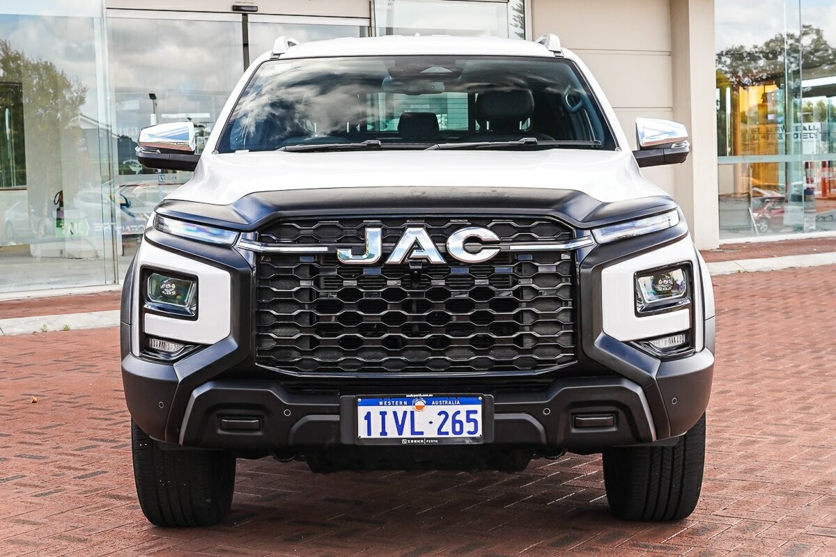 Jac T9 image 3