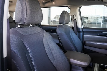 https://vehicle-cdn.autoleague.cloud/31373_U310091_13.jpg