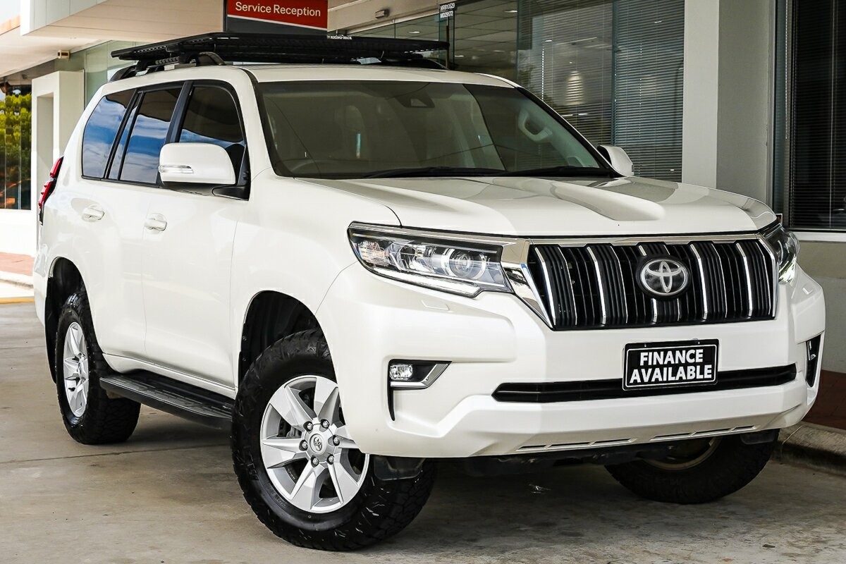 Toyota Landcruiser Prado image 1
