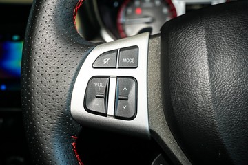 https://vehicle-cdn.autoleague.cloud/31373_U310128_14.jpg