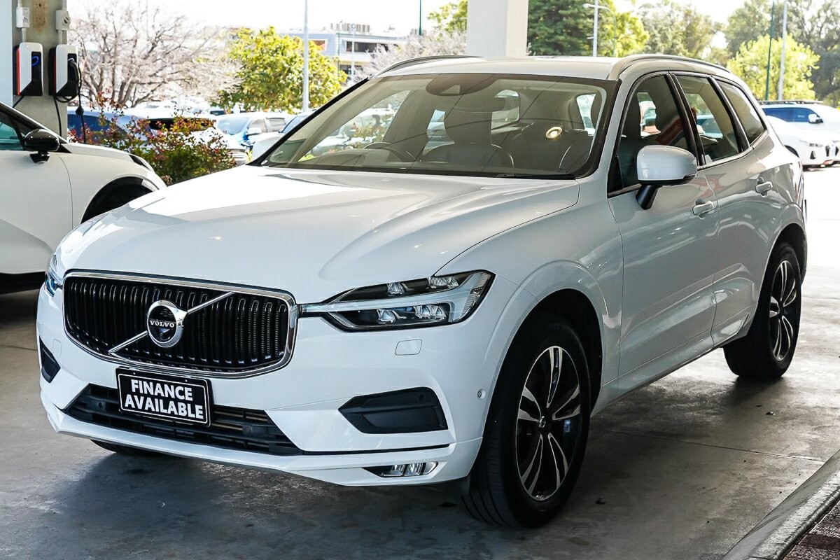 Volvo Xc60 image 4