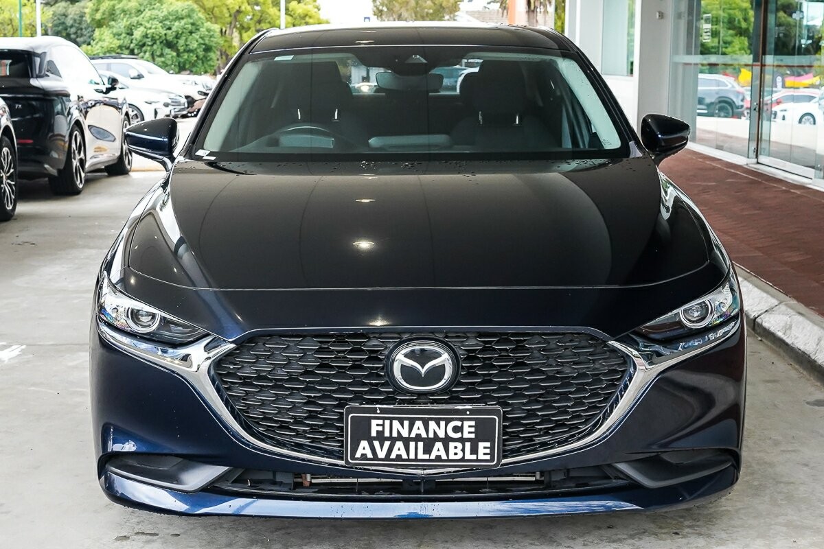 Mazda 3 image 3