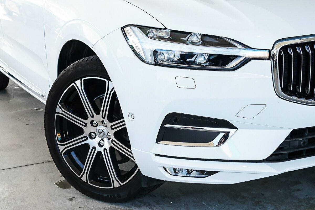 Volvo Xc60 image 2