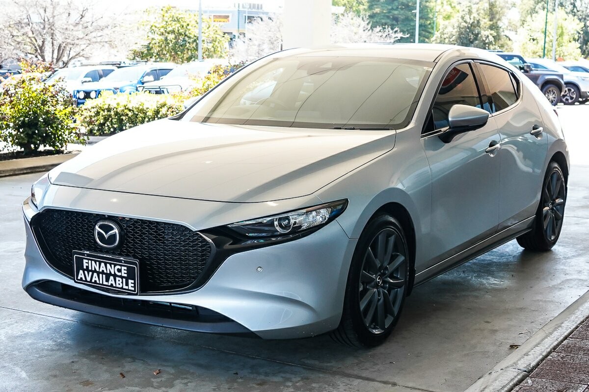 Mazda 3 image 4