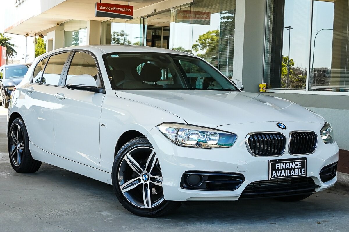 BMW 1 Series image 1