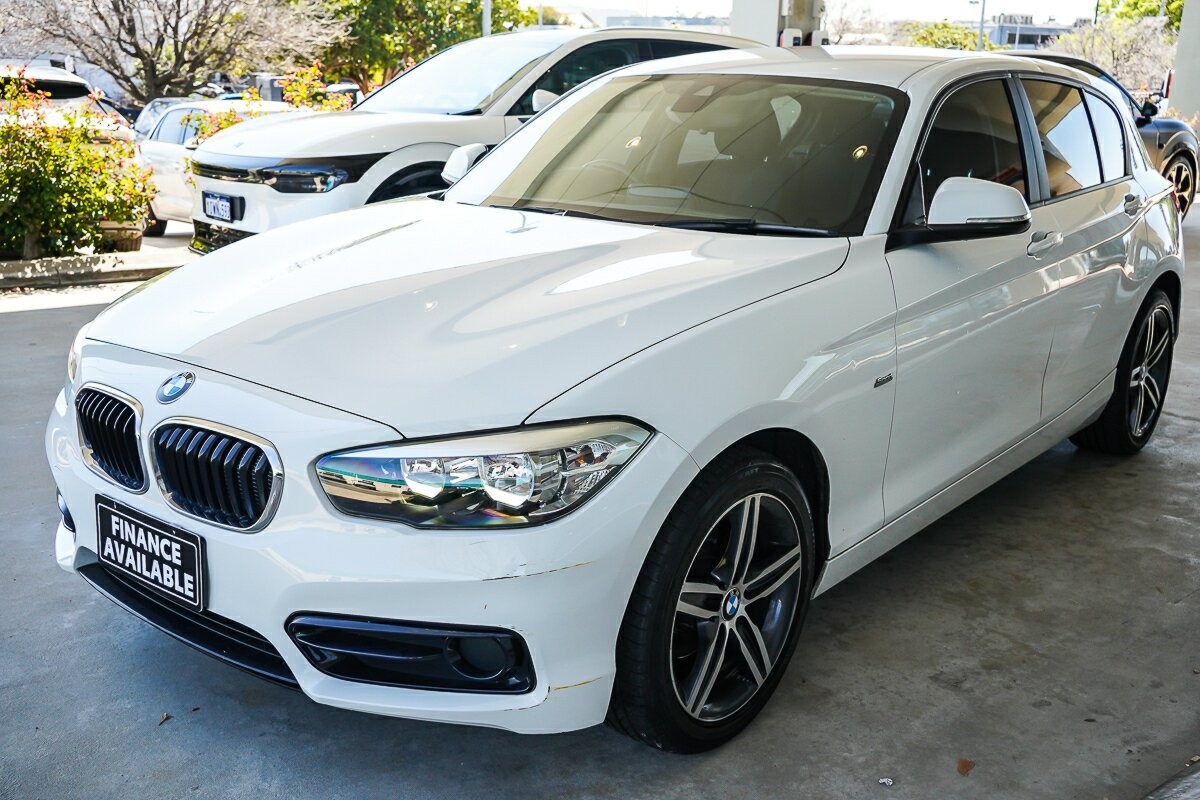 BMW 1 Series image 4