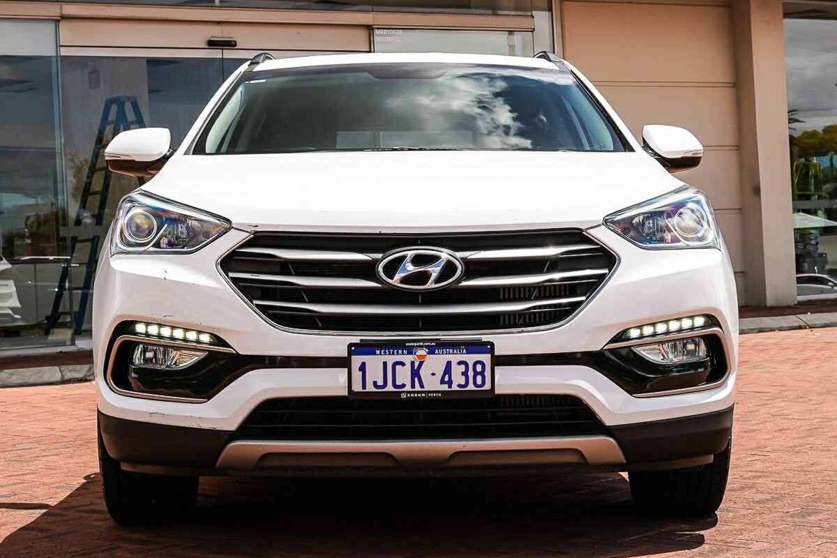 Hyundai Santa Fe image 3