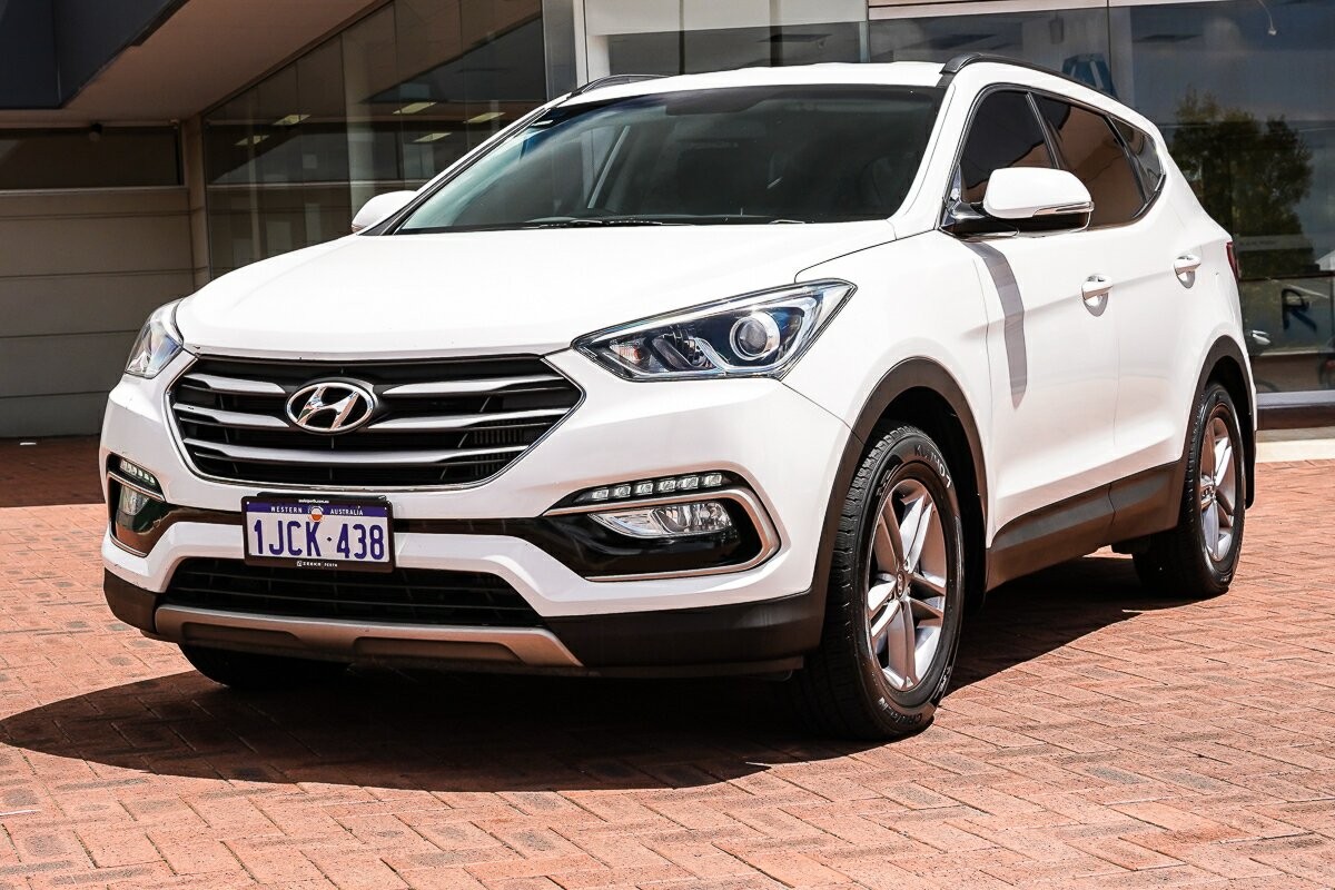 Hyundai Santa Fe image 4