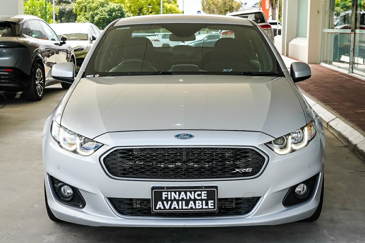 Ford Falcon image 3