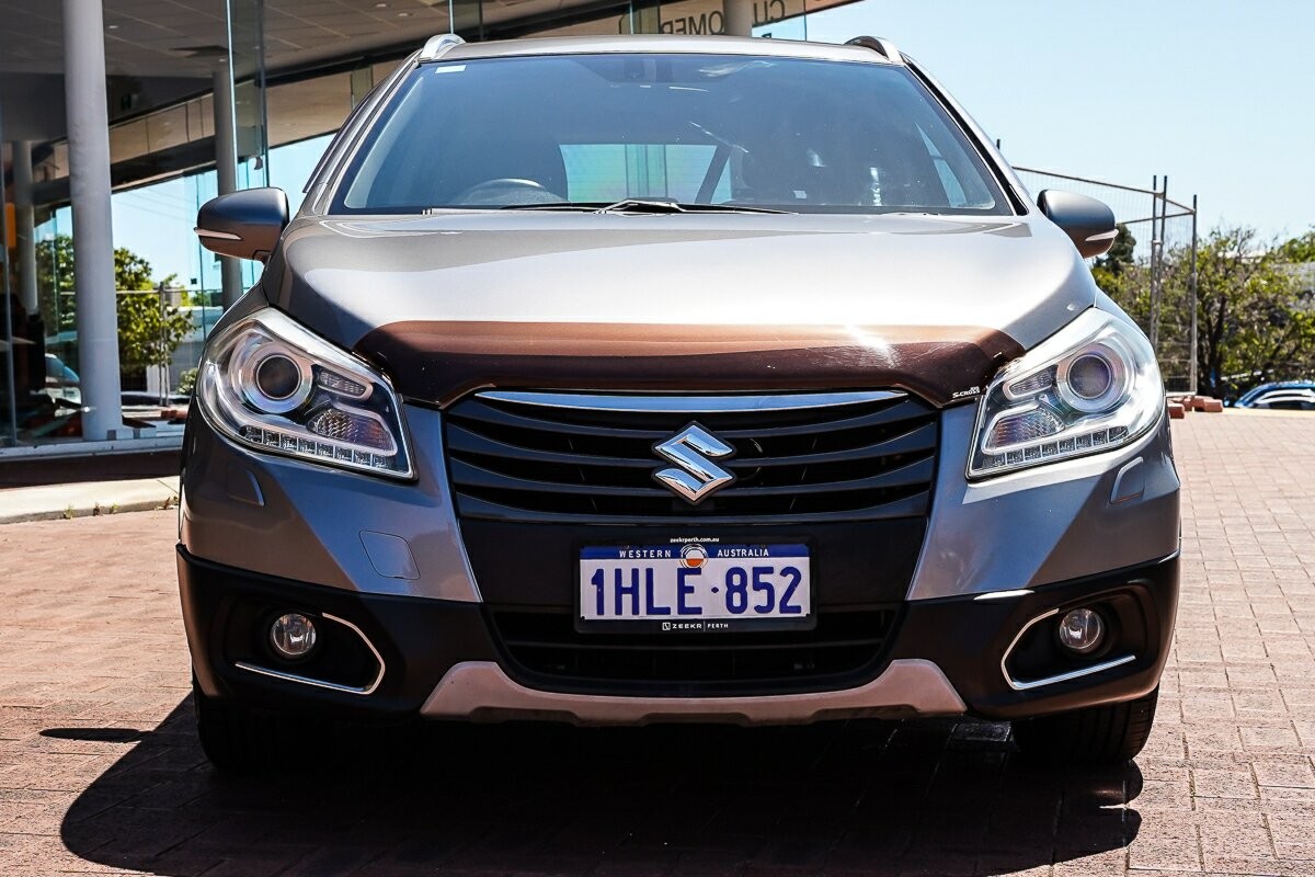 Suzuki S-cross image 3
