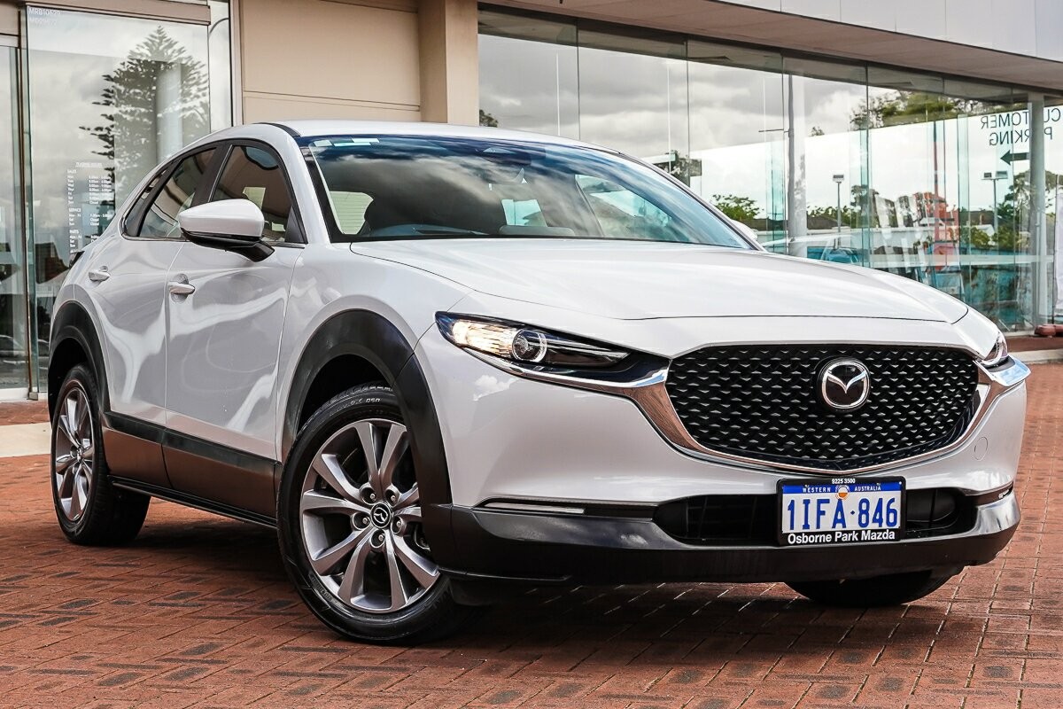 Mazda Cx-30 image 1