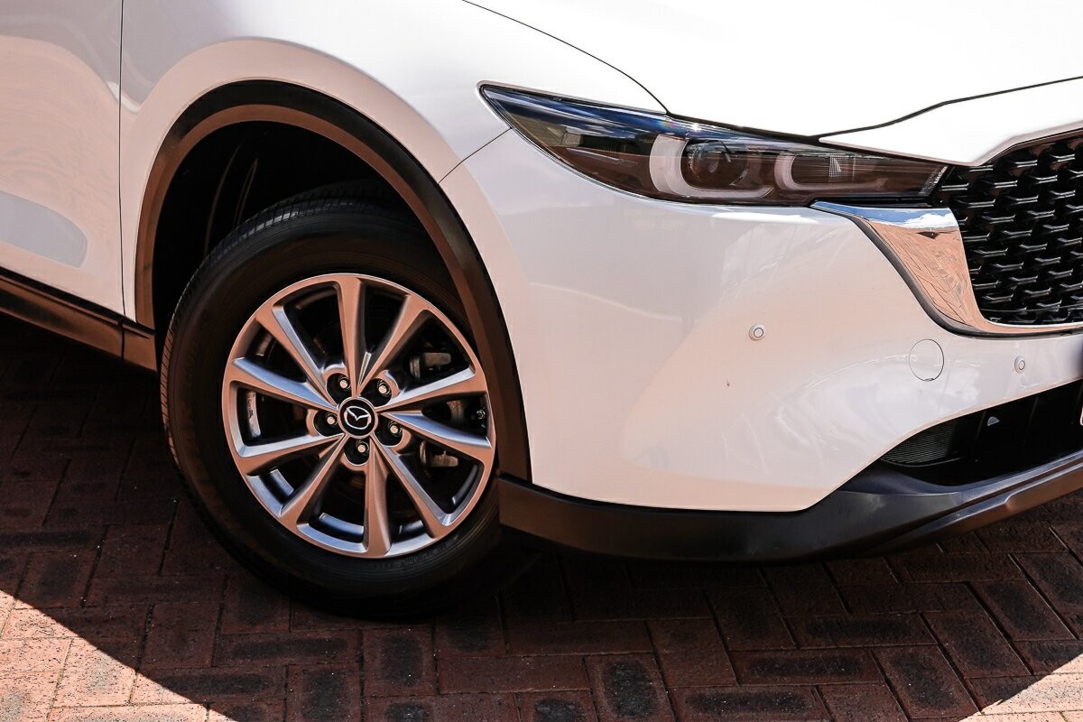 Mazda Cx-5 image 2