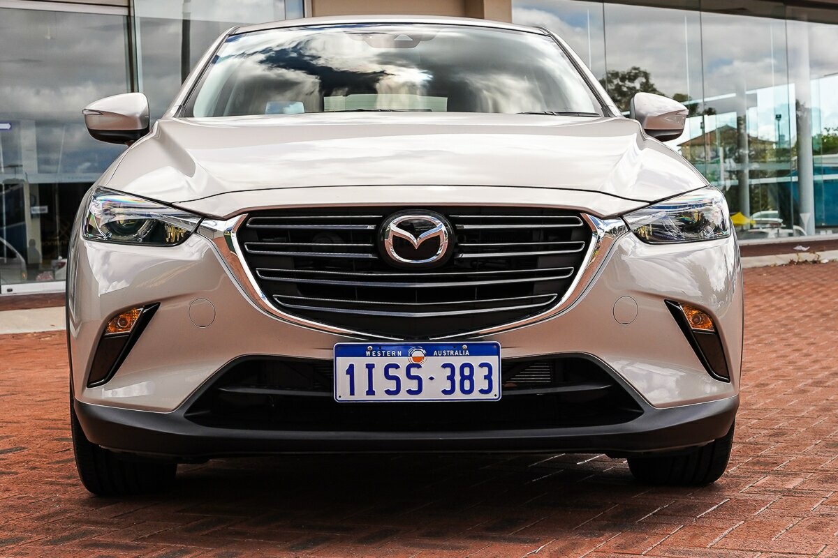 Mazda Cx-3 image 3