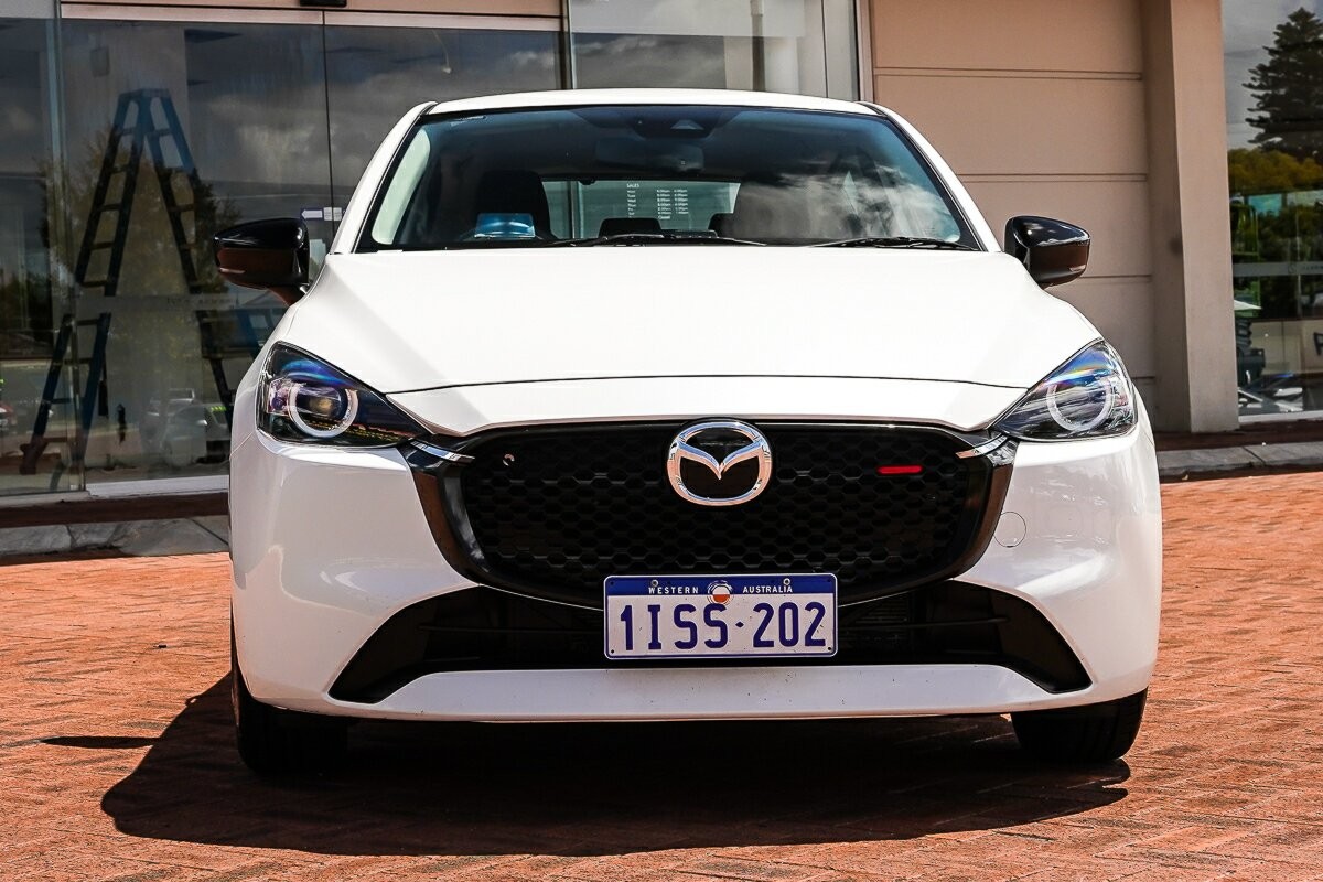 Mazda 2 image 3
