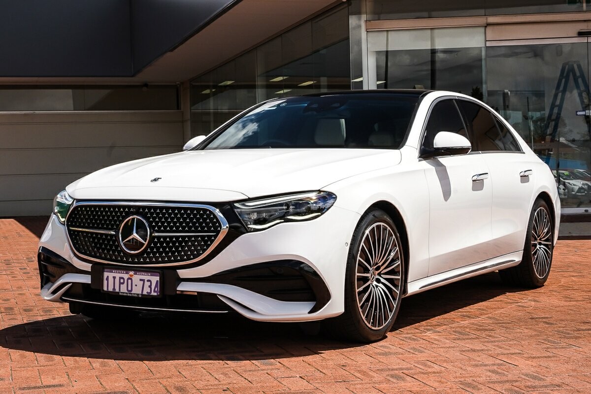 Mercedes Benz E-class image 4
