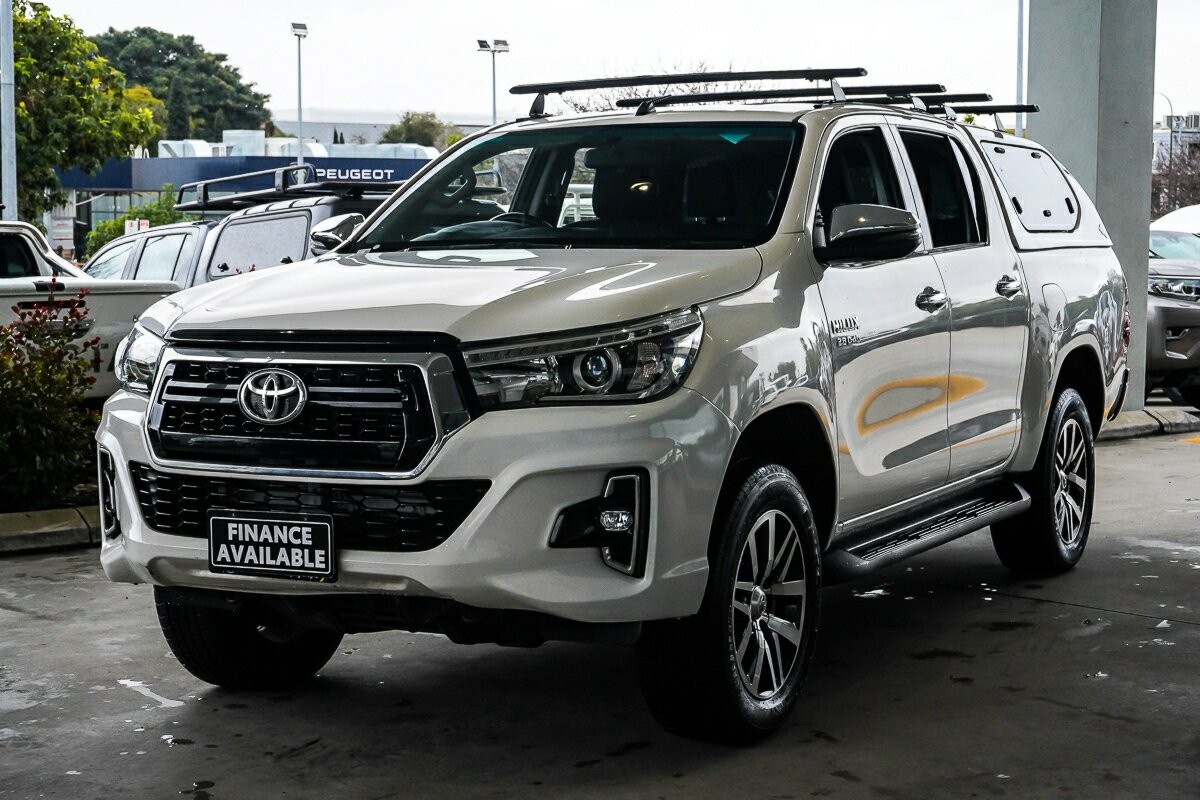 Toyota Hilux image 3