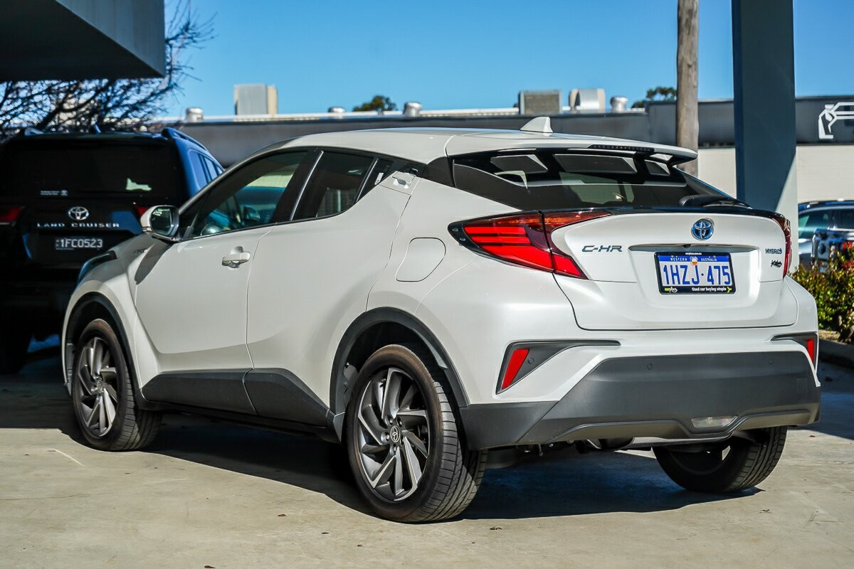 Toyota C-hr image 4