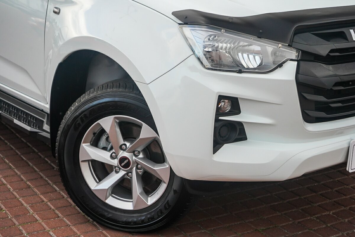 Isuzu D-max image 2