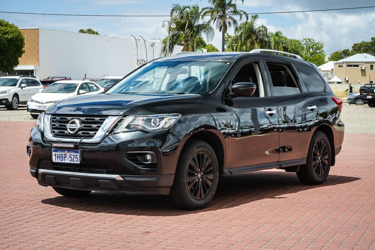 Nissan Pathfinder image 4