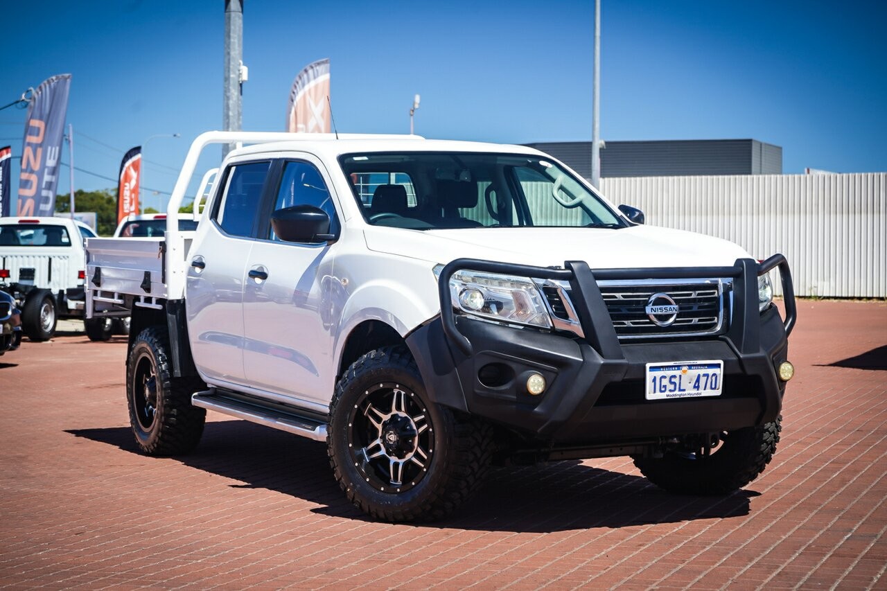 Nissan Navara image 1