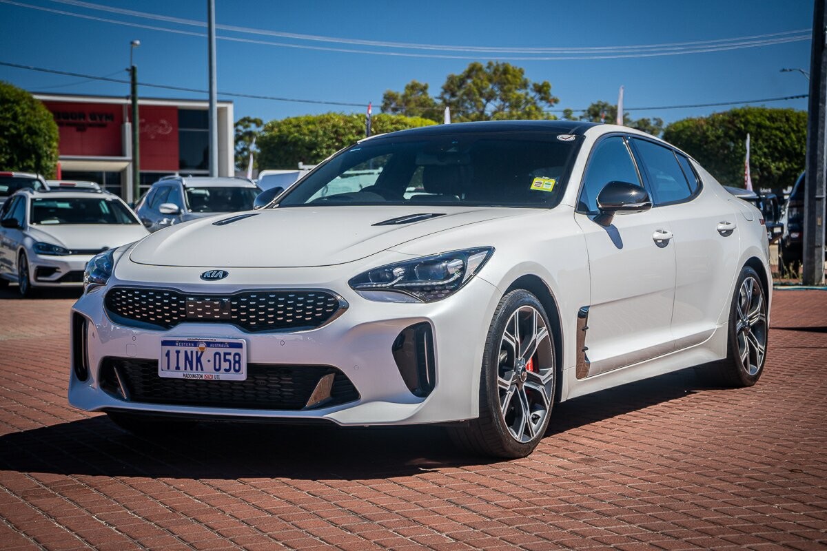 Kia Stinger image 3