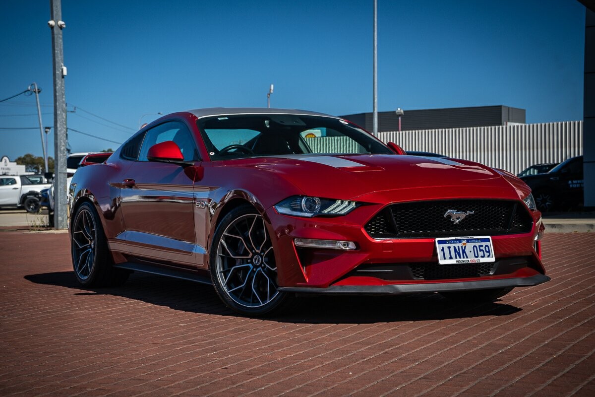 Ford Mustang image 1