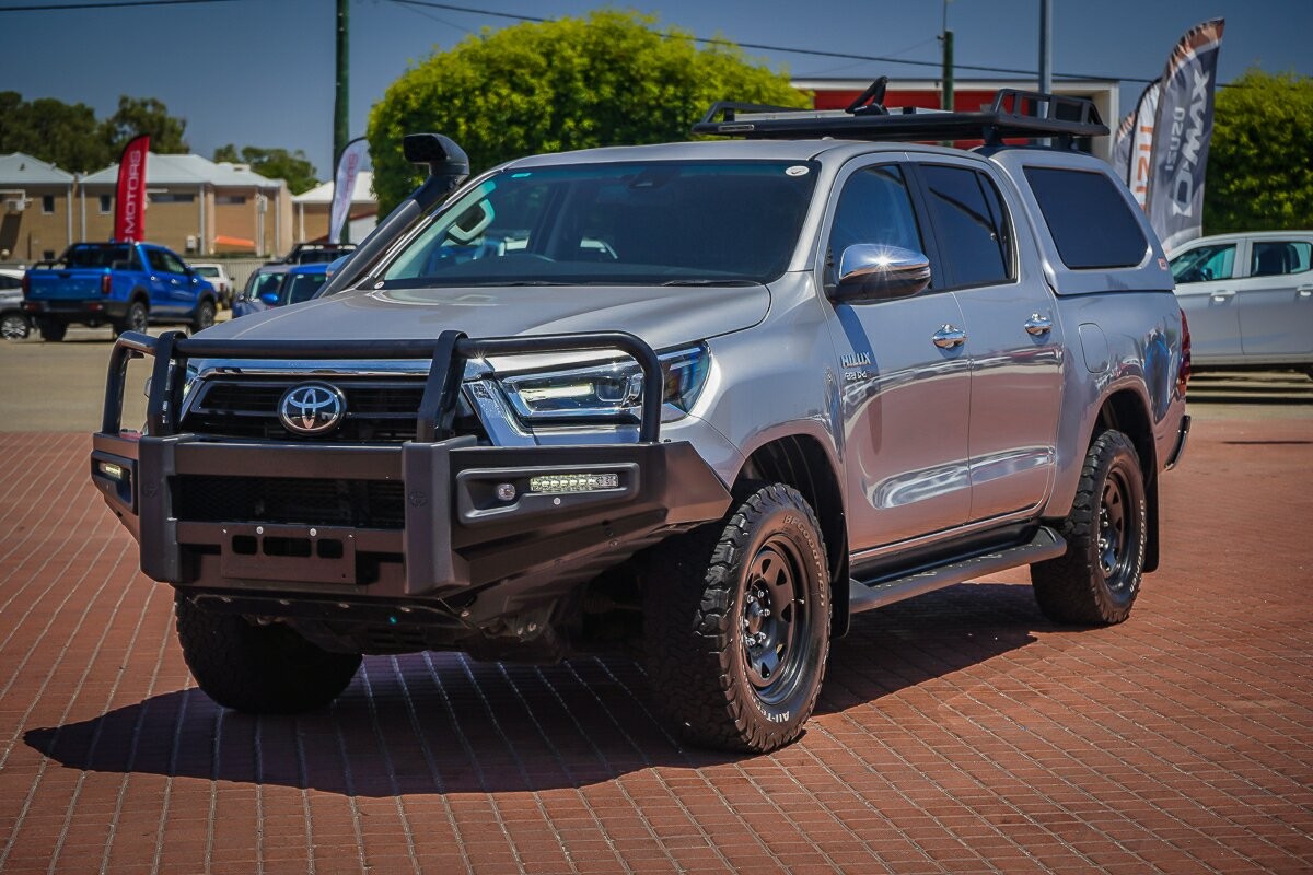 Toyota Hilux image 3