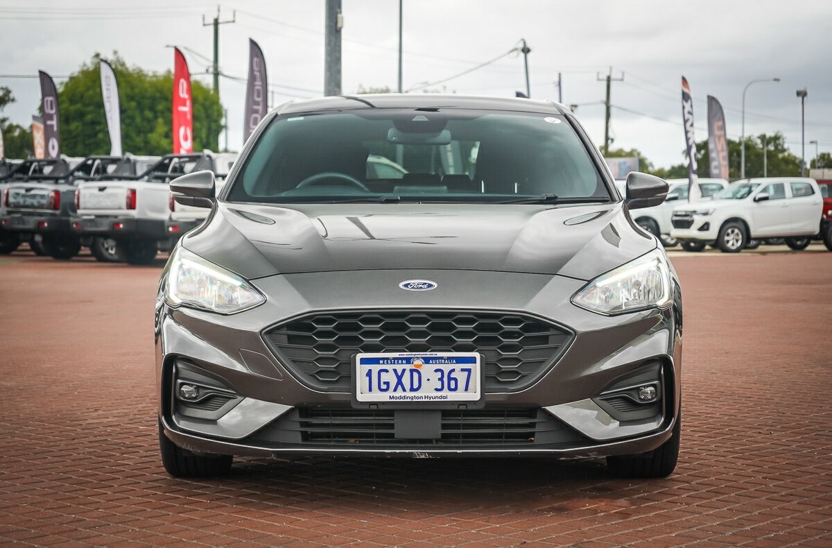 Ford Focus image 2