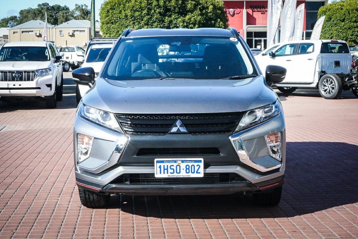 Mitsubishi Eclipse Cross image 3