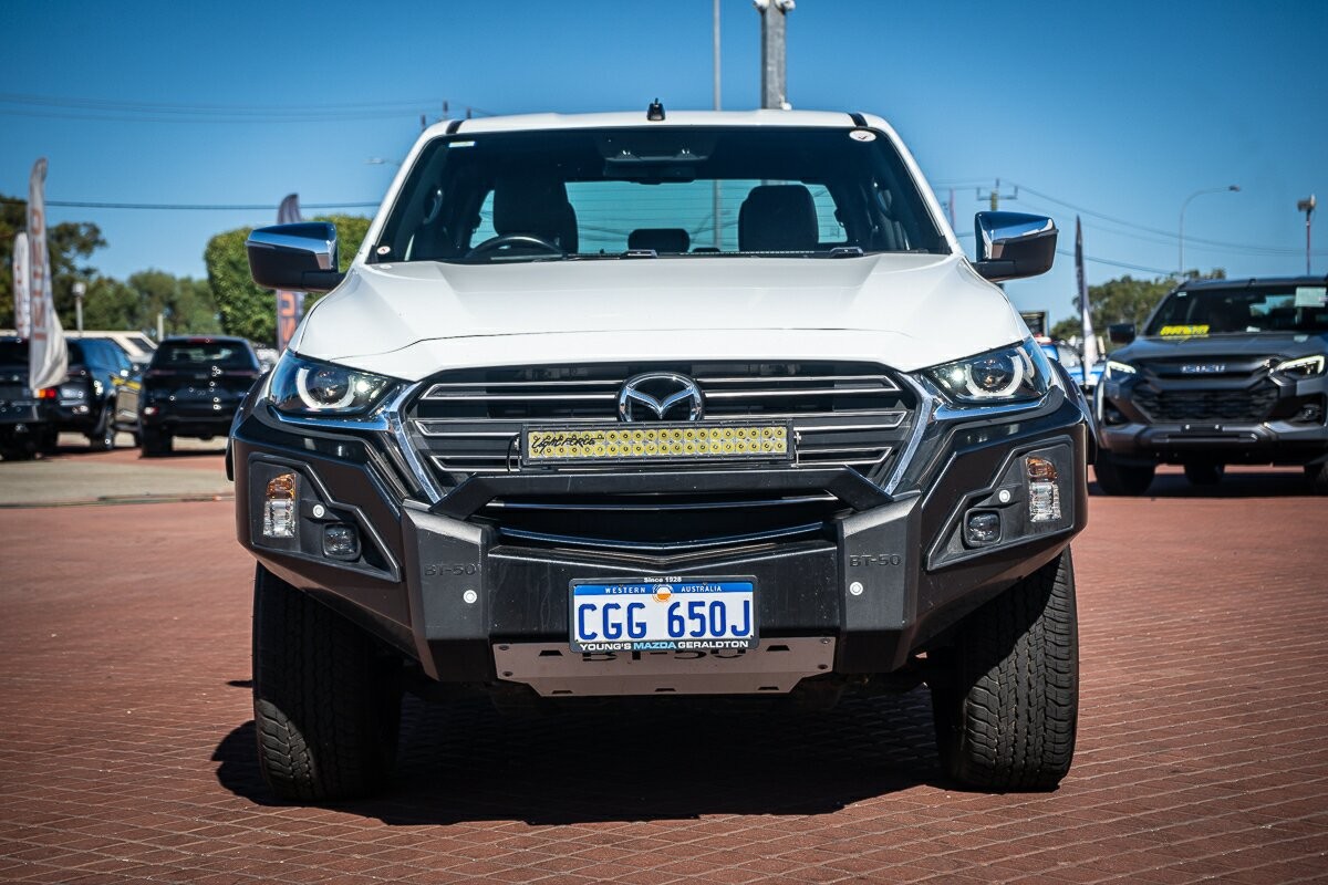 Mazda Bt-50 image 2