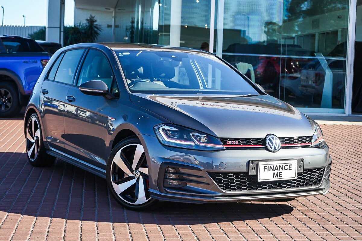 Volkswagen Golf image 1