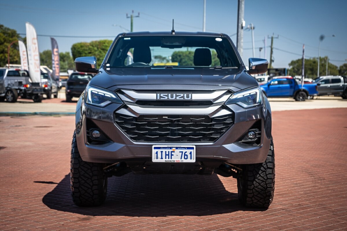 Isuzu D-max image 2