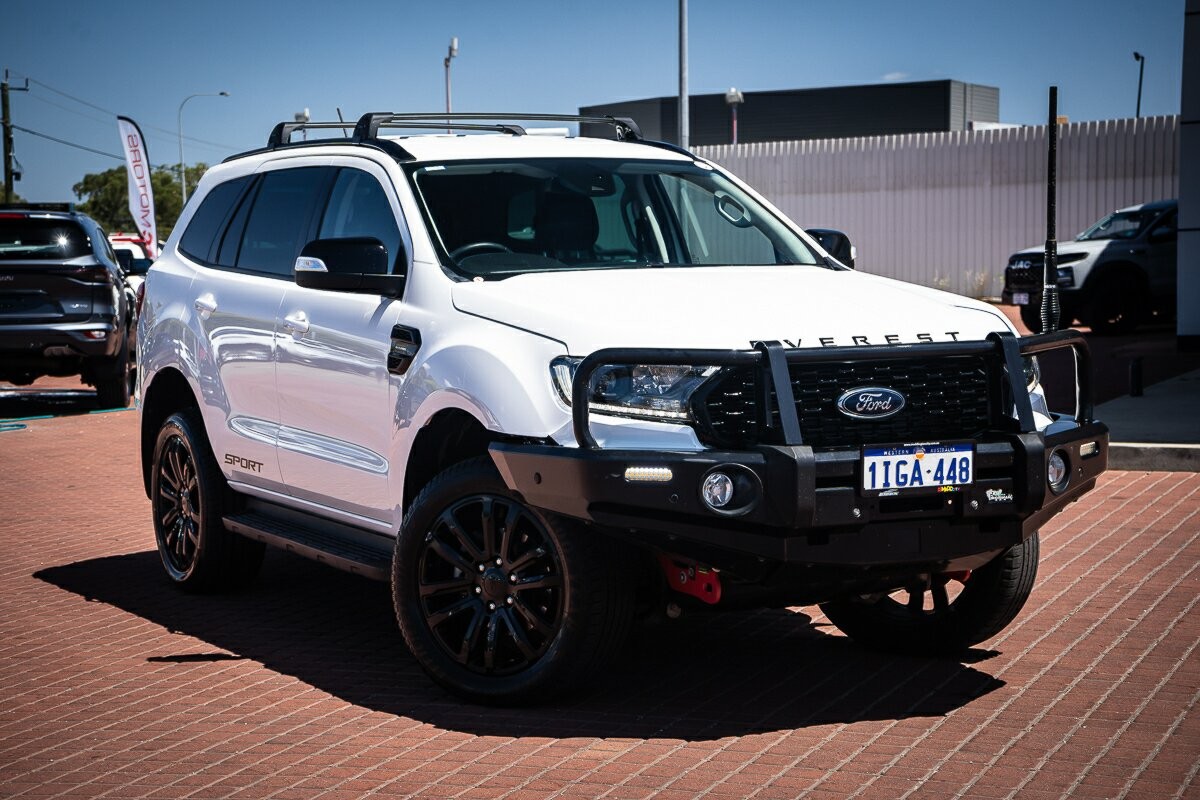 Ford Everest image 1