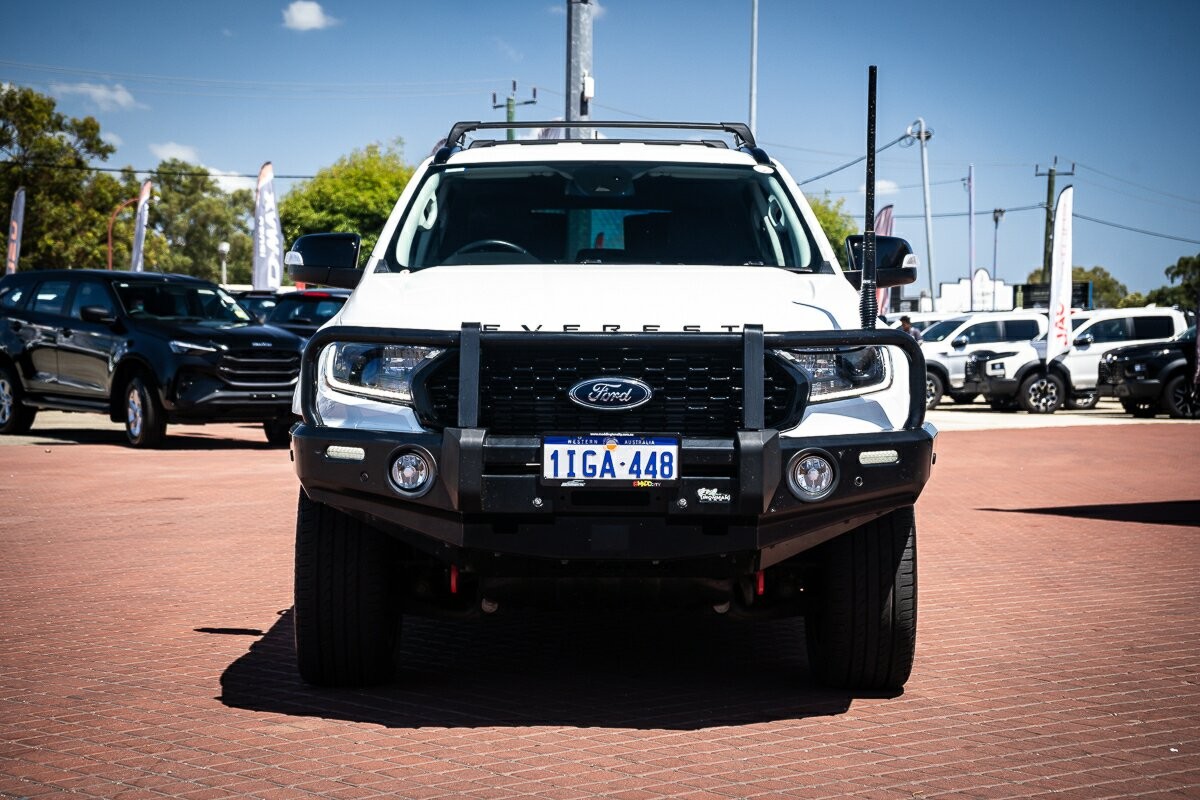 Ford Everest image 2