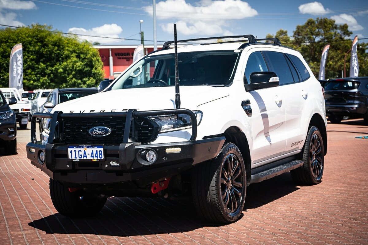 Ford Everest image 3