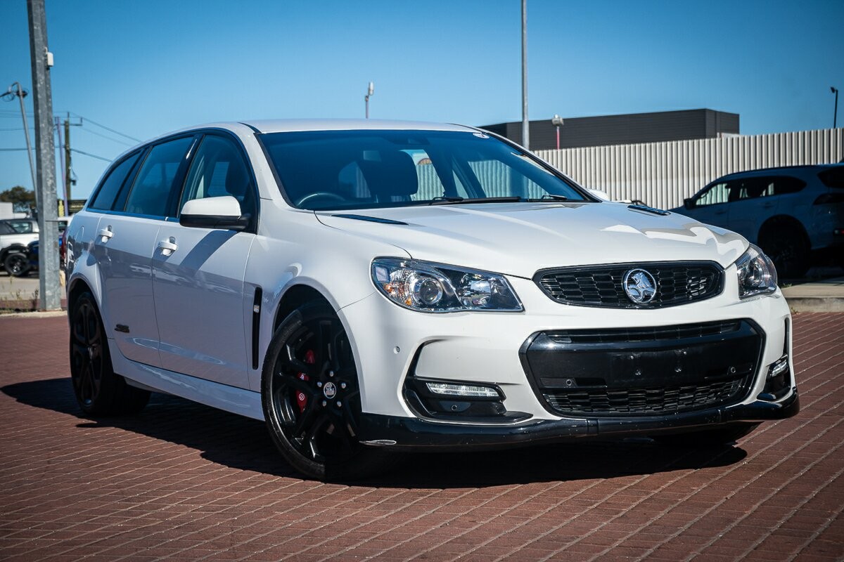 Holden Commodore image 1