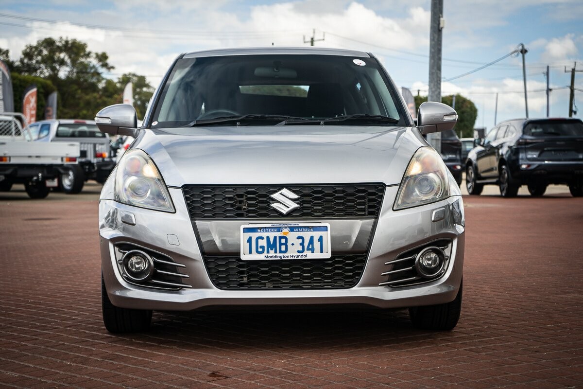 Suzuki Swift image 2