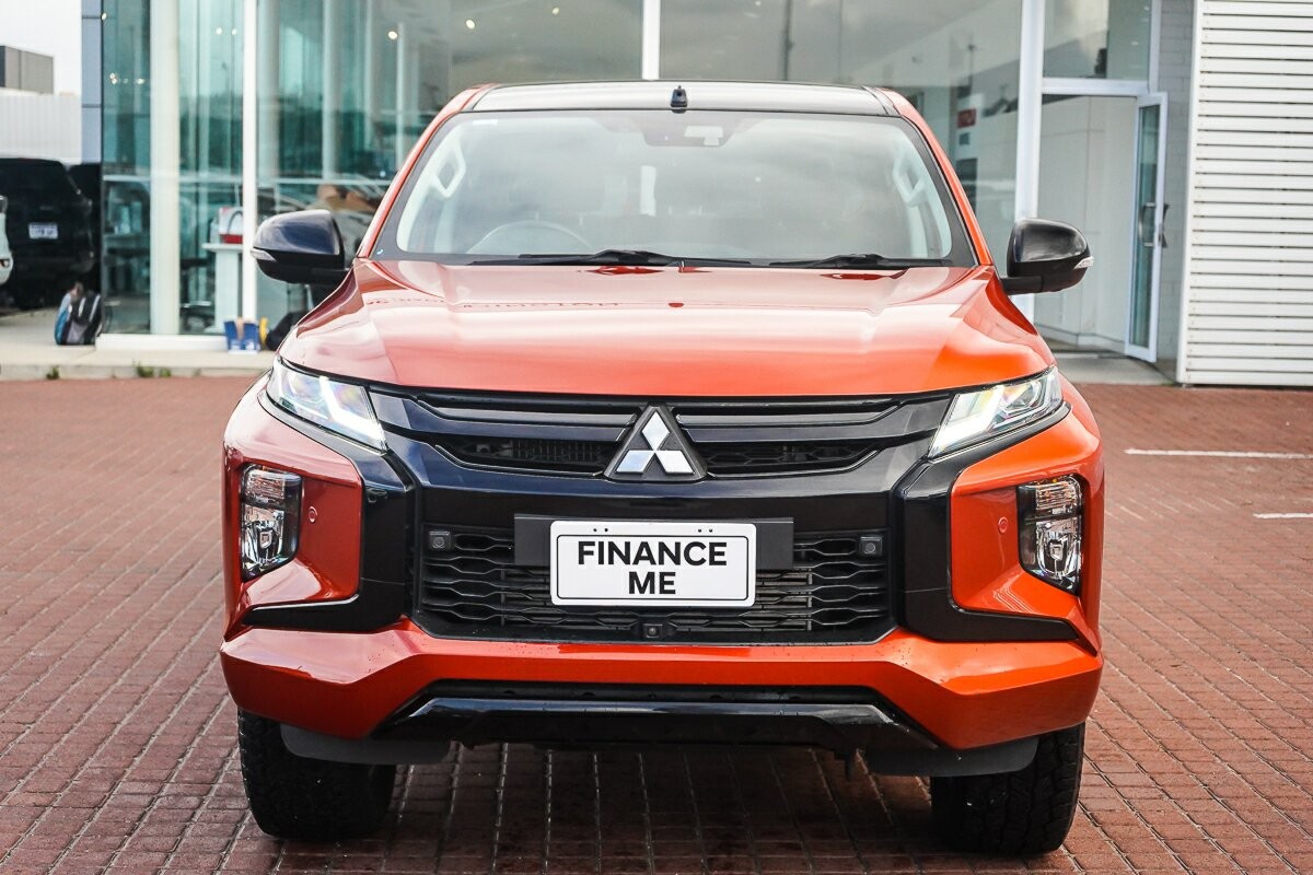 Mitsubishi Triton image 3