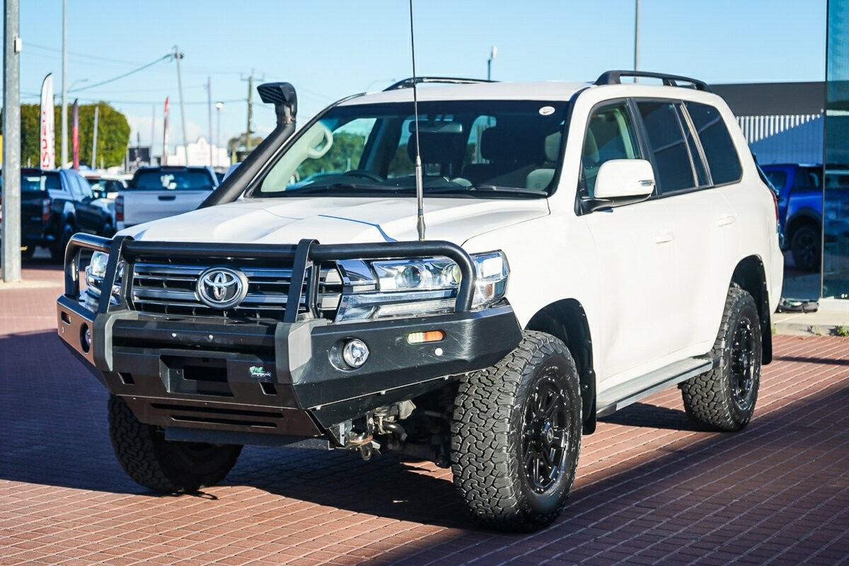 Toyota Landcruiser image 4