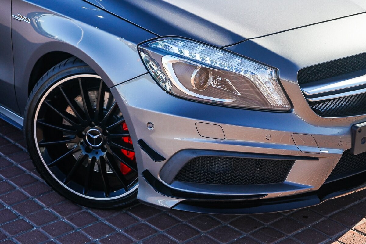 Mercedes Benz A-class image 2