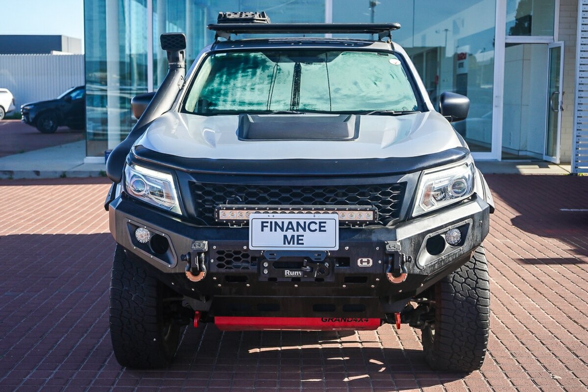 Nissan Navara image 3