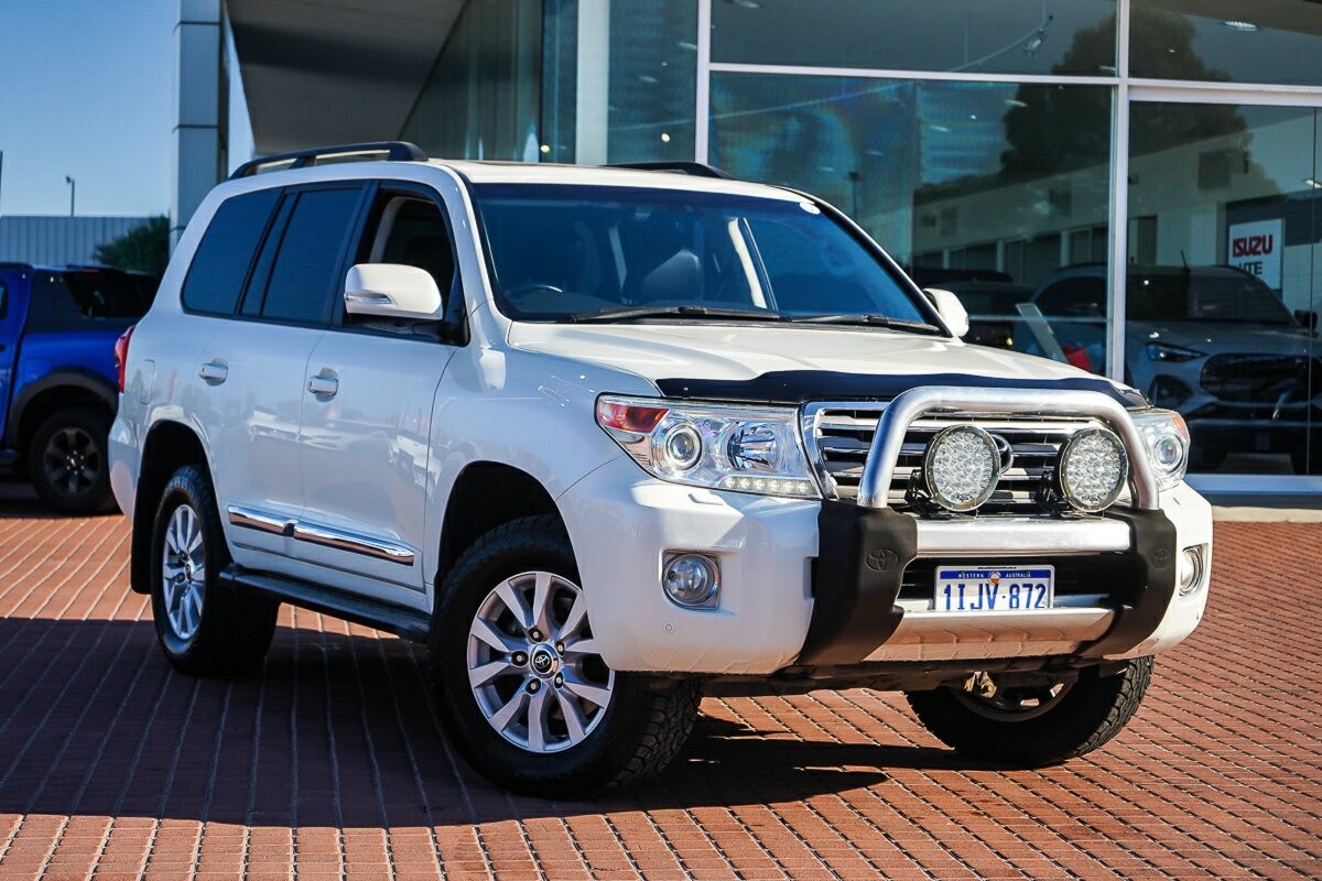 Toyota Landcruiser image 1