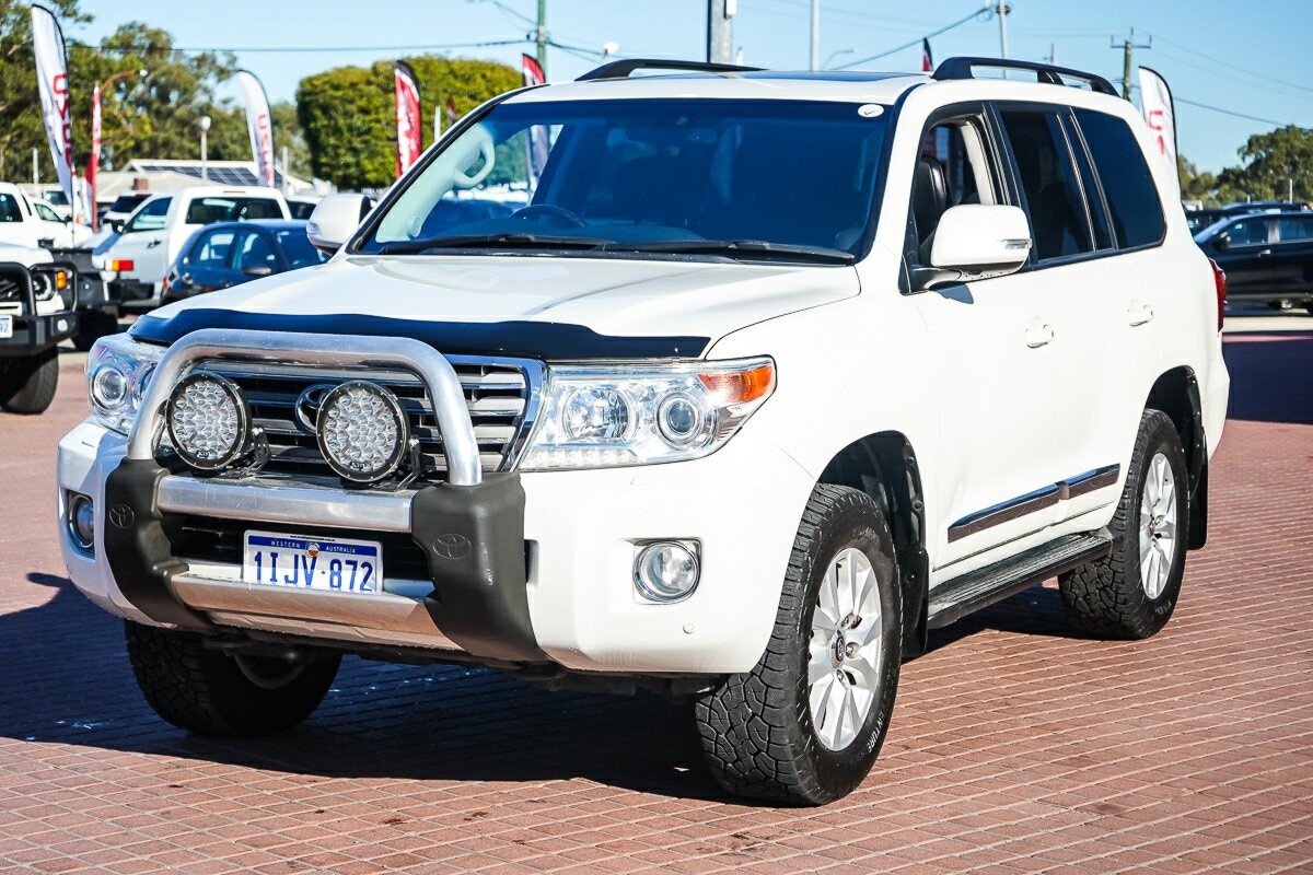 Toyota Landcruiser image 4