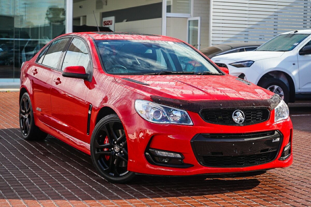 Holden Commodore image 1