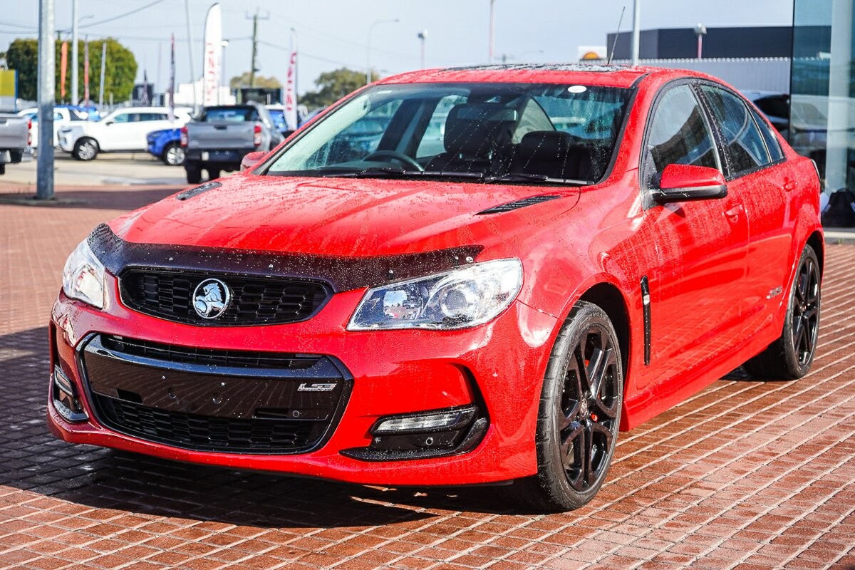 Holden Commodore image 4