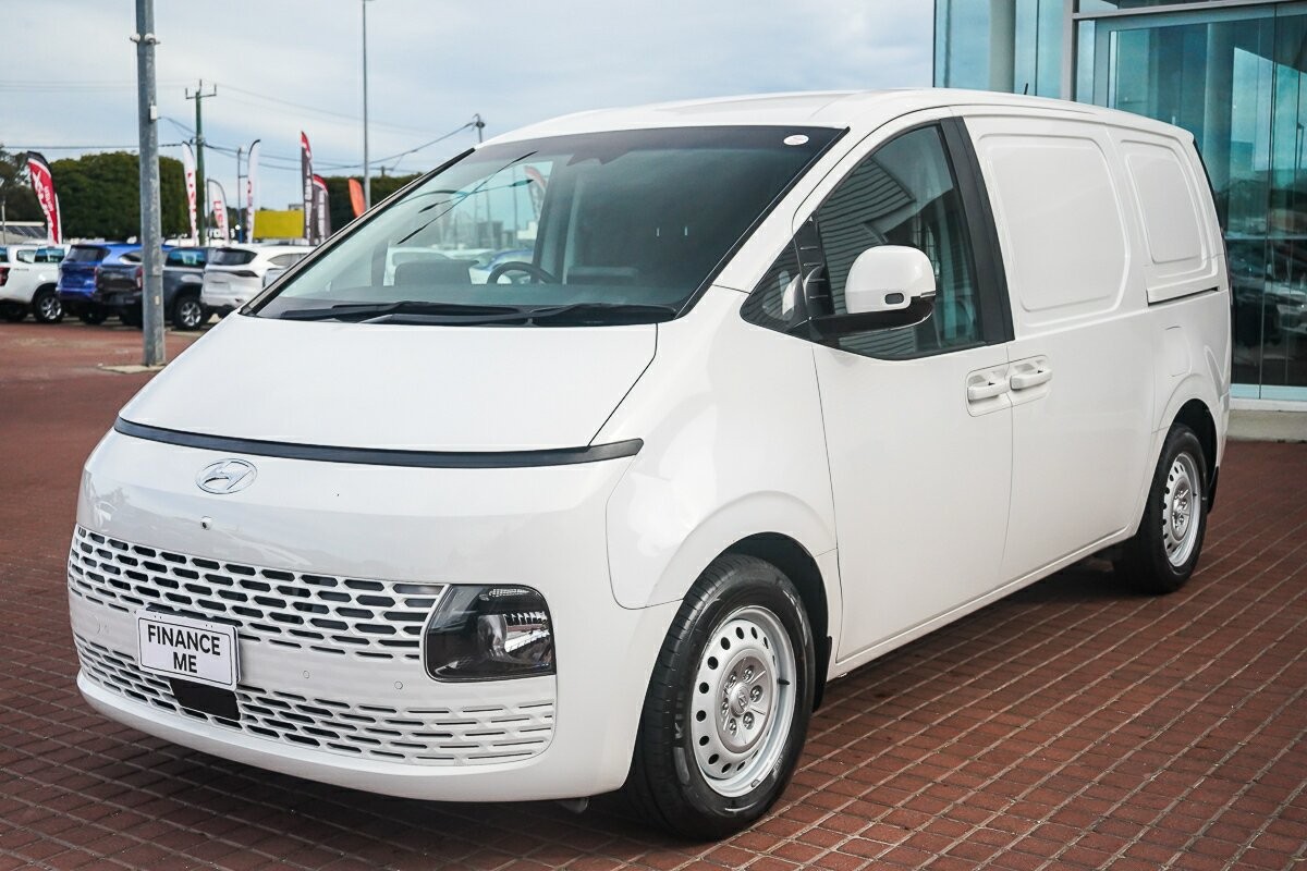 Hyundai Staria image 4