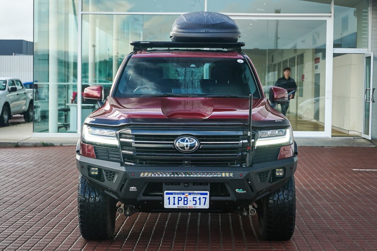 Toyota Landcruiser image 3