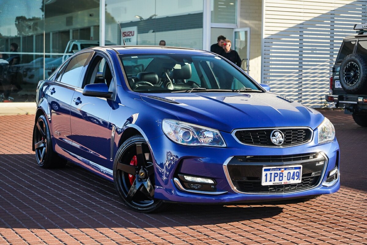 Holden Commodore image 1