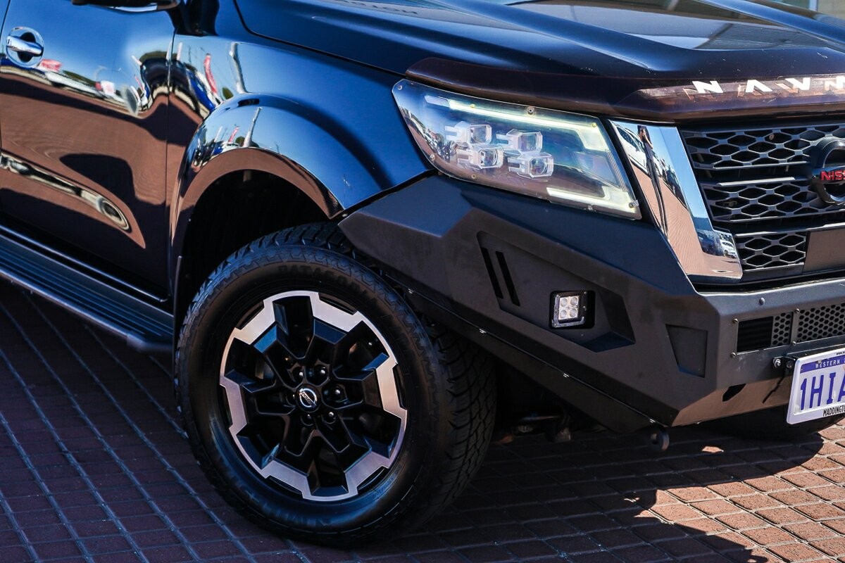 Nissan Navara image 2